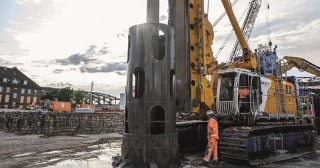 Бурение под сваи в Нижнеудинске заказать - бурение свай под фундамент цена от 614 руб.
